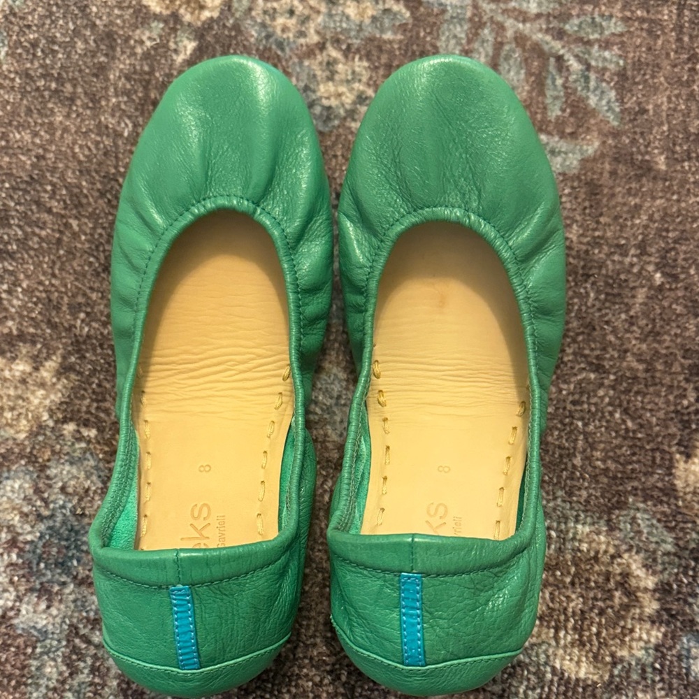 Tieks Clover Green Leather Flats - Picture 4 of 8